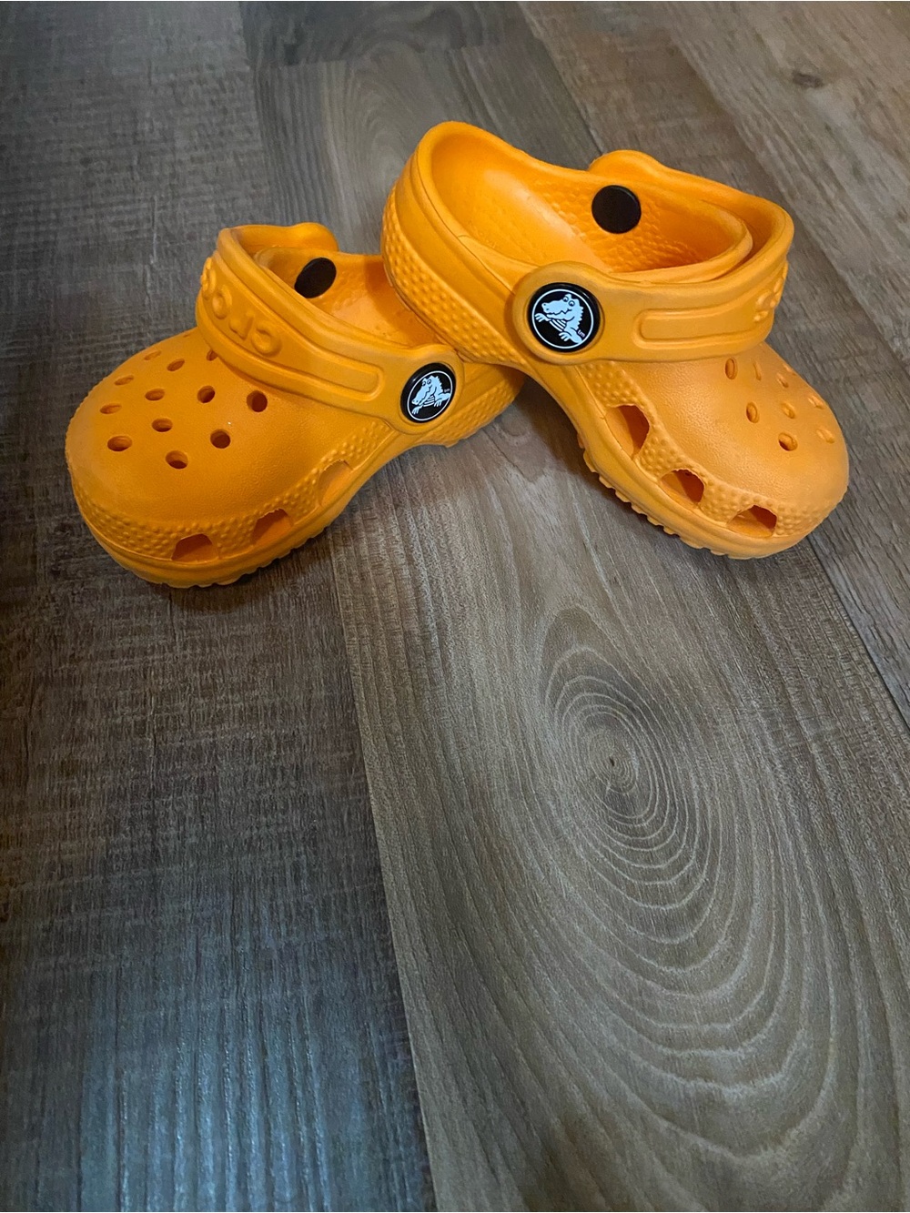 CROCS Kids Classic Clog in Bright Orange